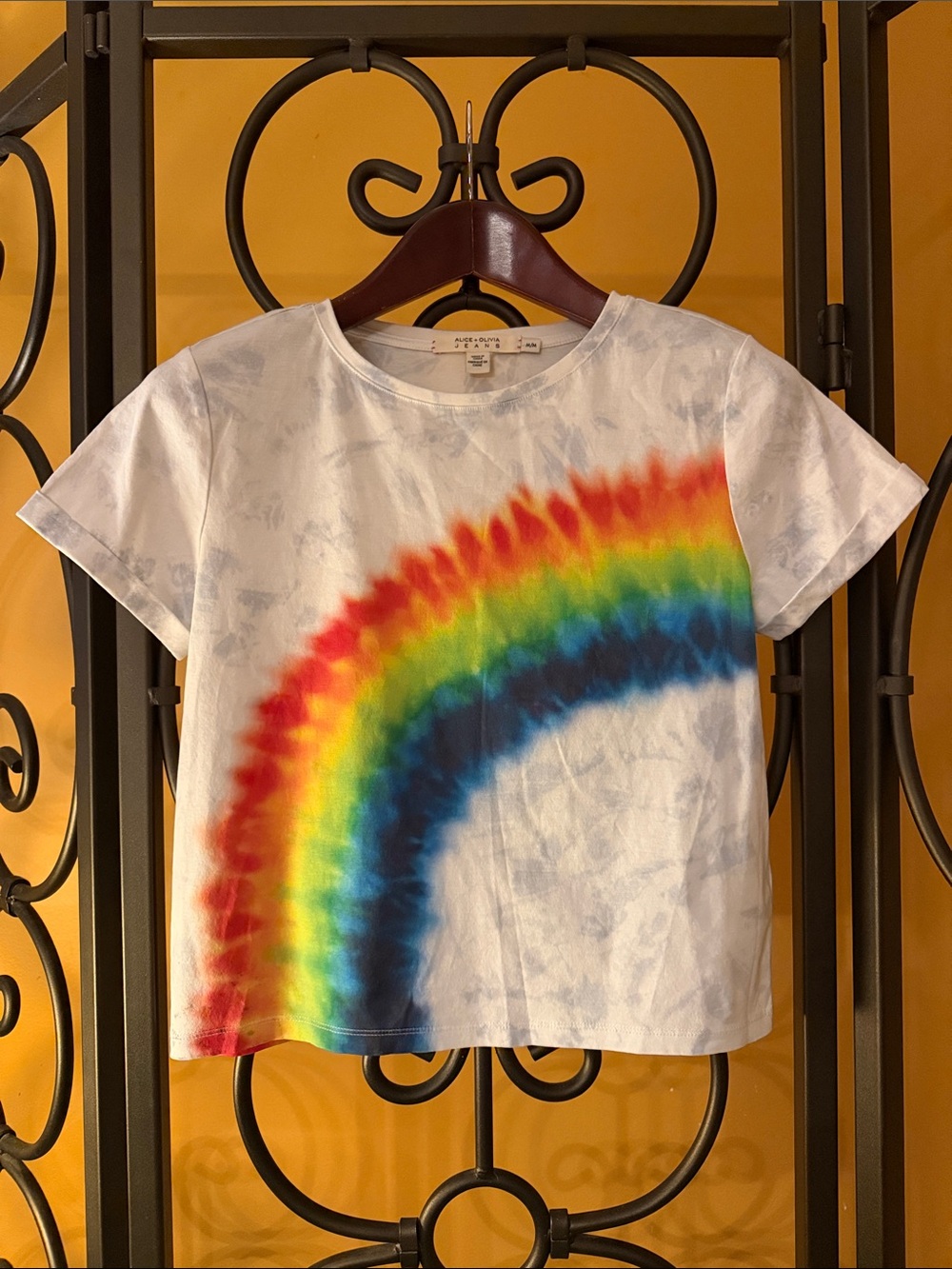 ALICIA + OLIVIA Rainbow T-Shirt